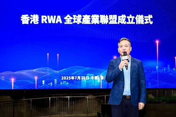 比特币未来走势：从Coinbase CEO的预言到今晚的短线机会