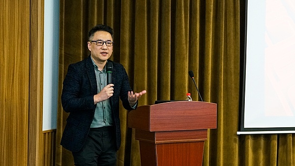 市场情绪与交易策略：读懂盘面背后的心理博弈