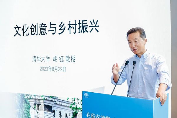 XRP强势反弹：14%周涨幅打破8月阴霾